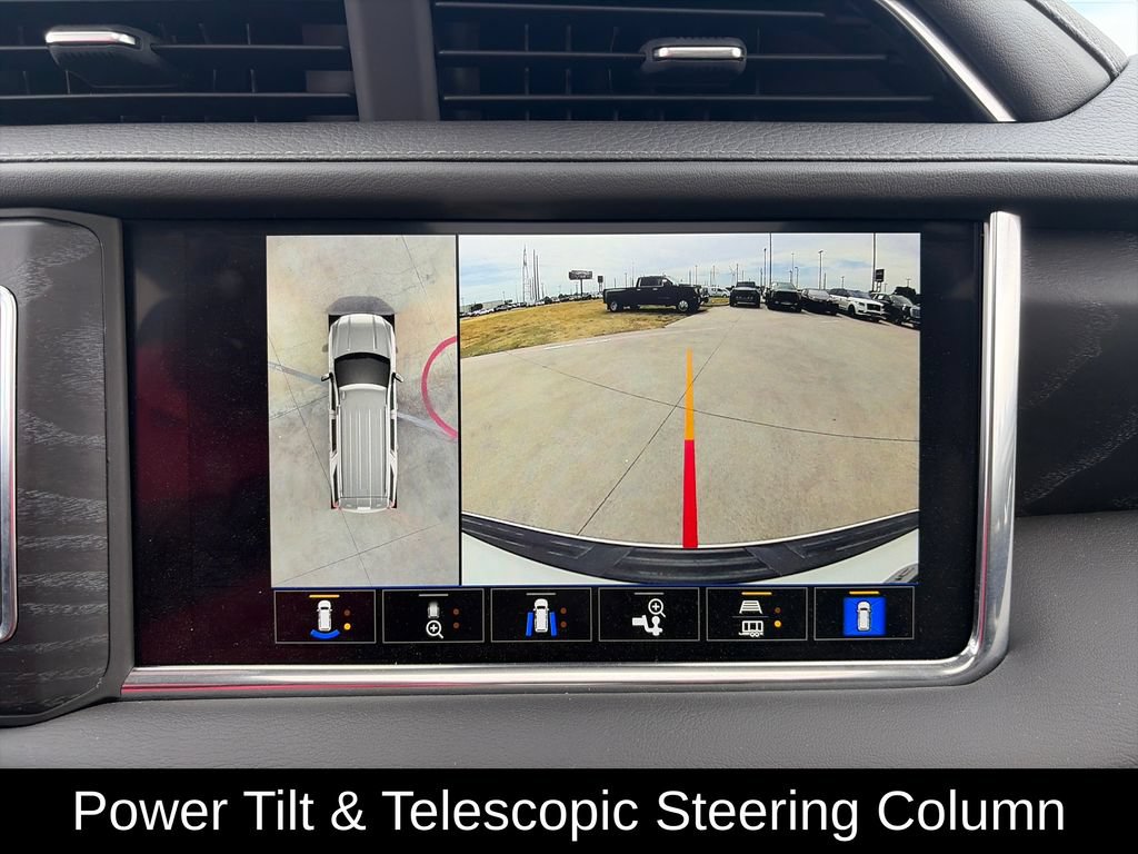 Used 2023 GMC Yukon Denali AWD/4WD image 22