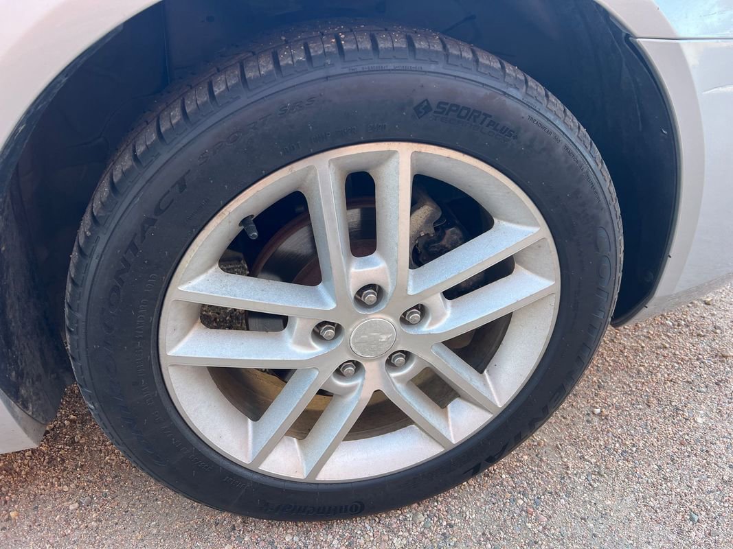 Used 2013 Chevrolet Impala LTZ image 9