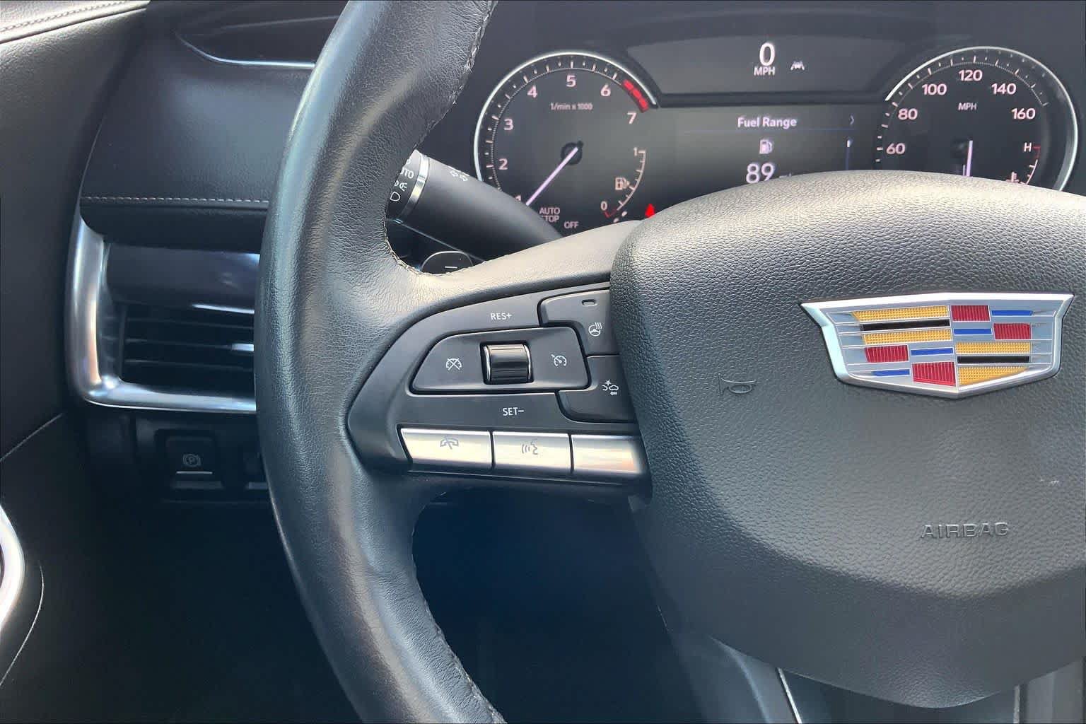 Used 2023 Cadillac XT4 Luxury w/ Cold Weather Package FWD image 46