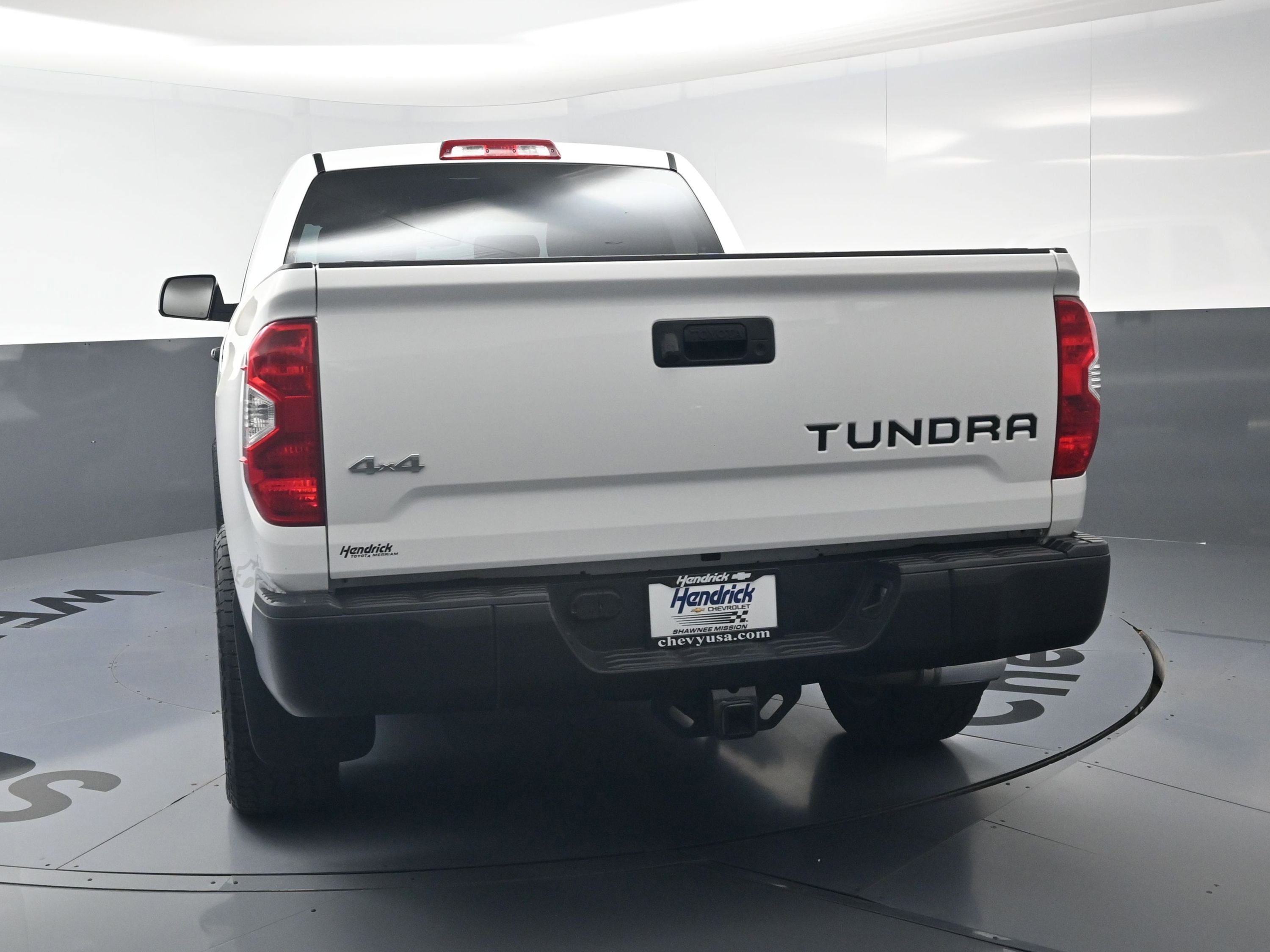 Used 2018 Toyota Tundra SR image 8