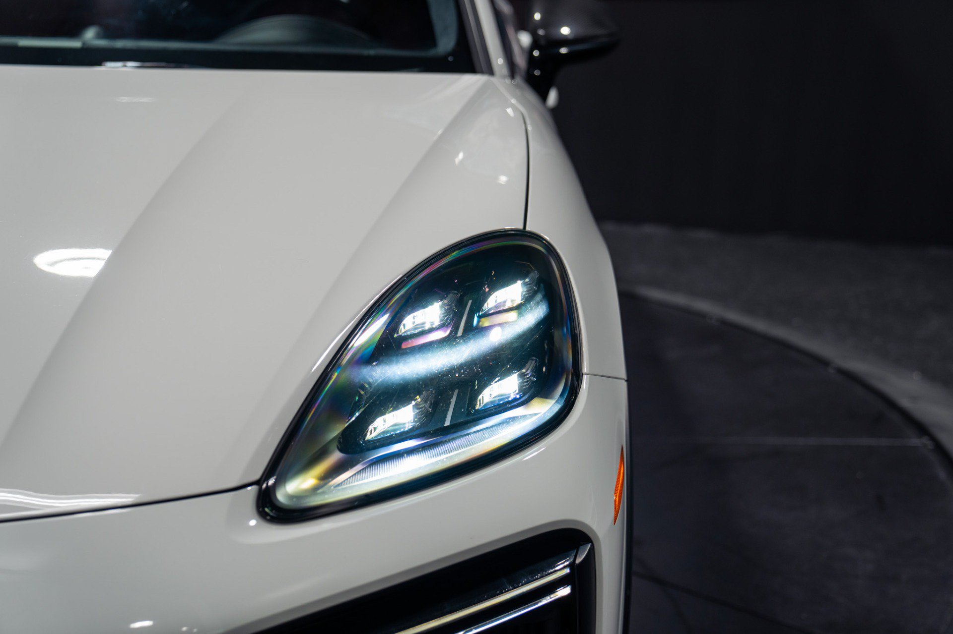 Used 2022 Porsche Cayenne Turbo GT AWD/4WD image 32