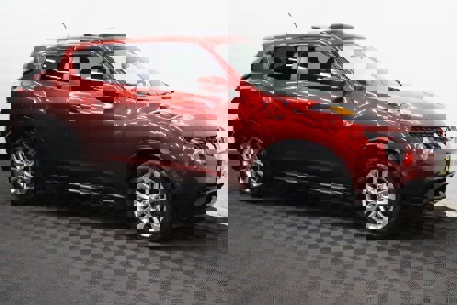 Used 2016 Nissan Juke SV w/ Technology Package