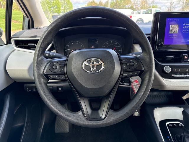 Used 2025 Toyota Corolla LE image 20