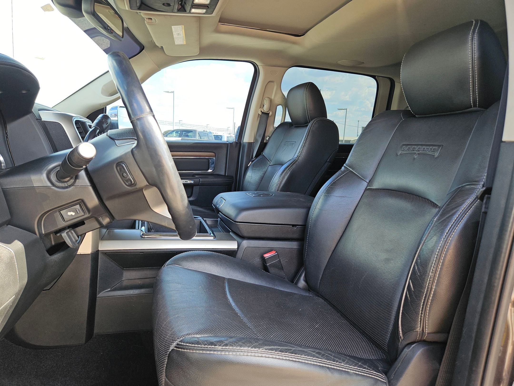 Used 2014 RAM 3500 Laramie w/ Protection Group image 13