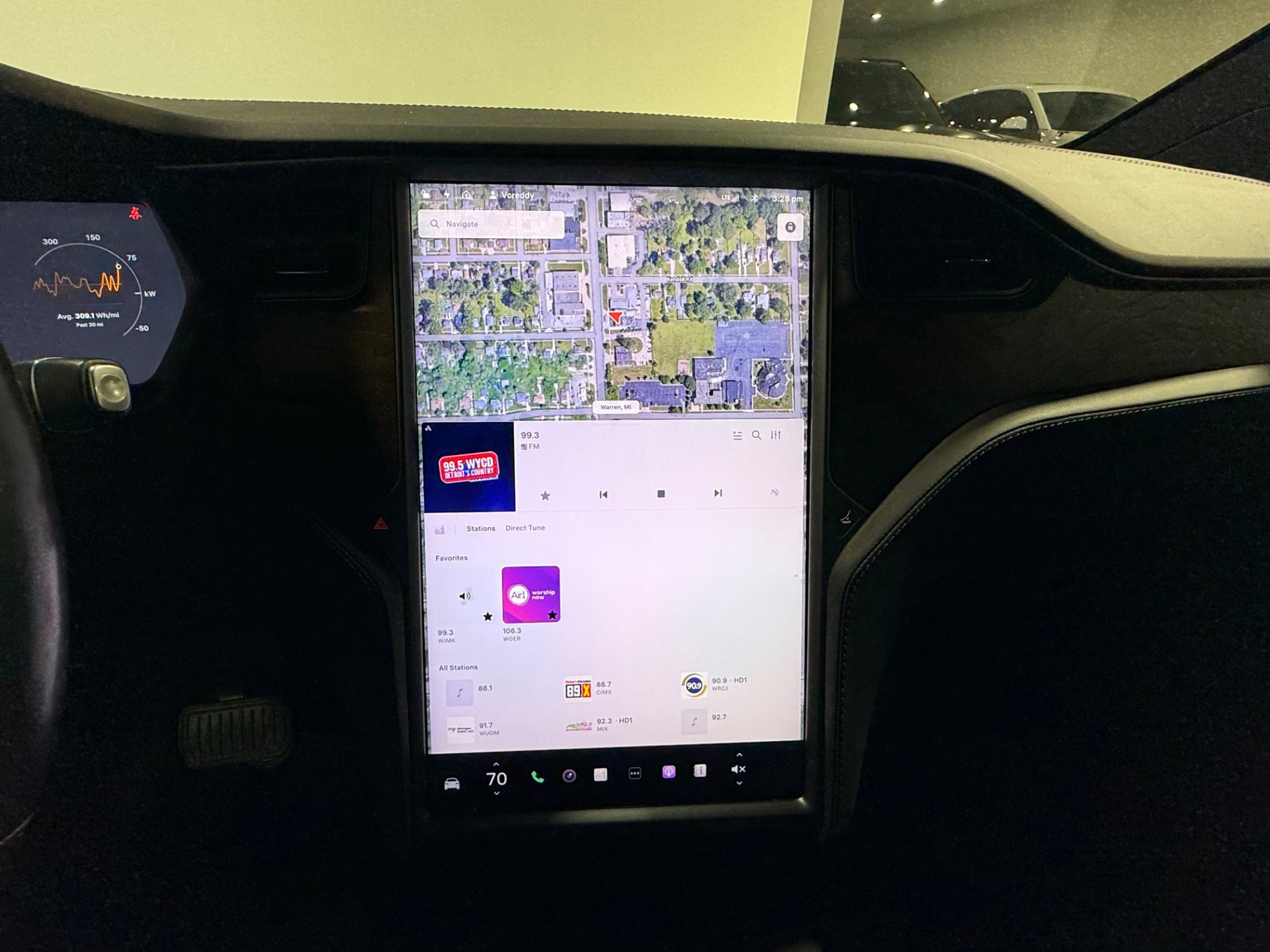 Used 2019 Tesla Model X Long Range image 30