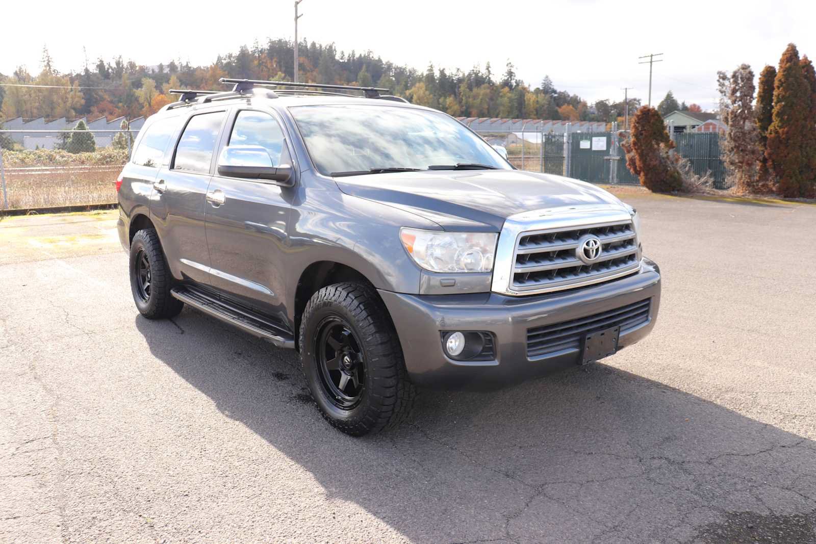 Used 2013 Toyota Sequoia Limited AWD/4WD image 3