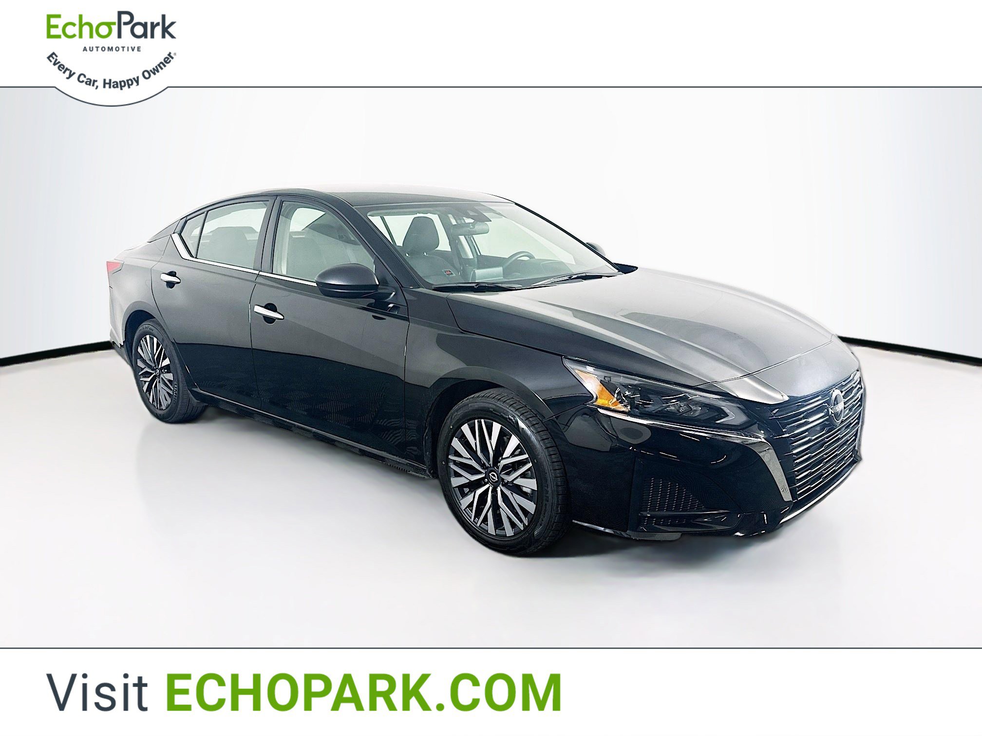 Used 2024 Nissan Altima 2.5 SV