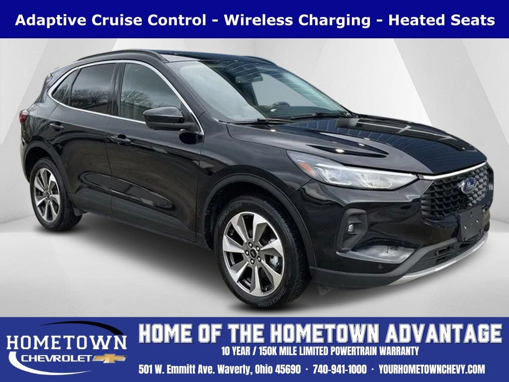 Used 2024 Ford Escape Platinum image 1