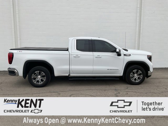 Used 2023 GMC Sierra 1500 SLE image 3