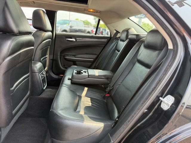 Used 2017 Chrysler 300 Touring w/ Value Package RWD image 16