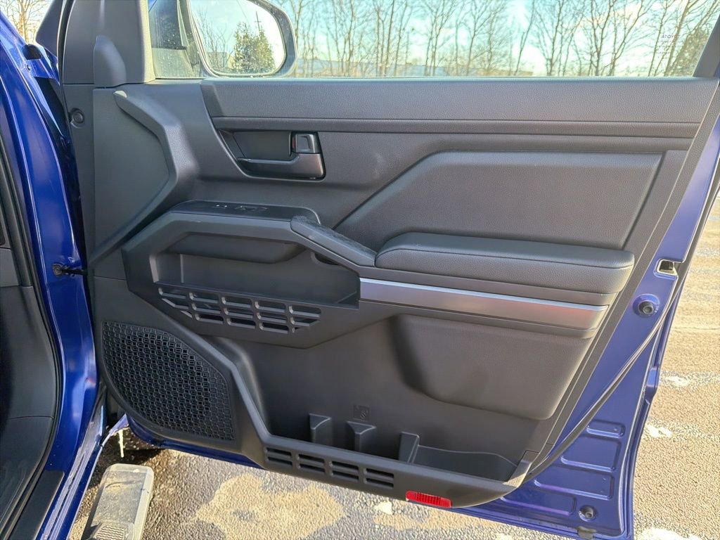 Used 2025 Toyota Tacoma SR5 image 25