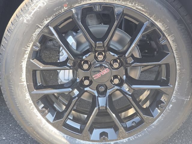 New 2026 GMC Yukon Elevation w/ Elevation Premium Package AWD/4WD image 14