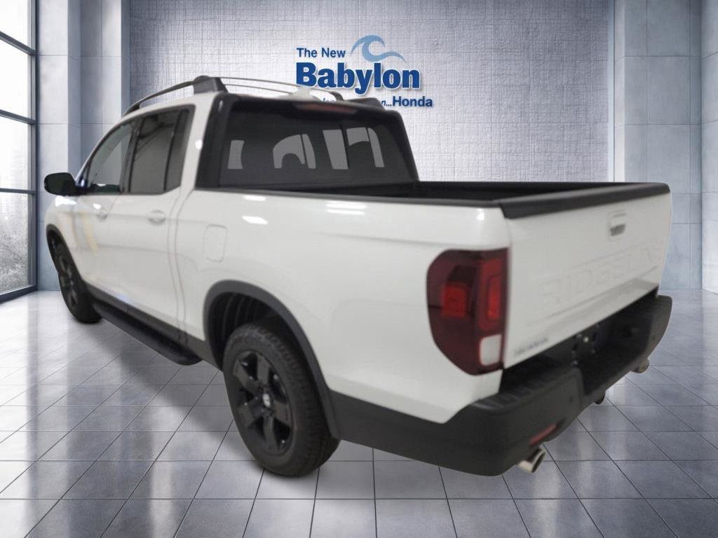 New 2026 Honda Ridgeline Black Edition image 2