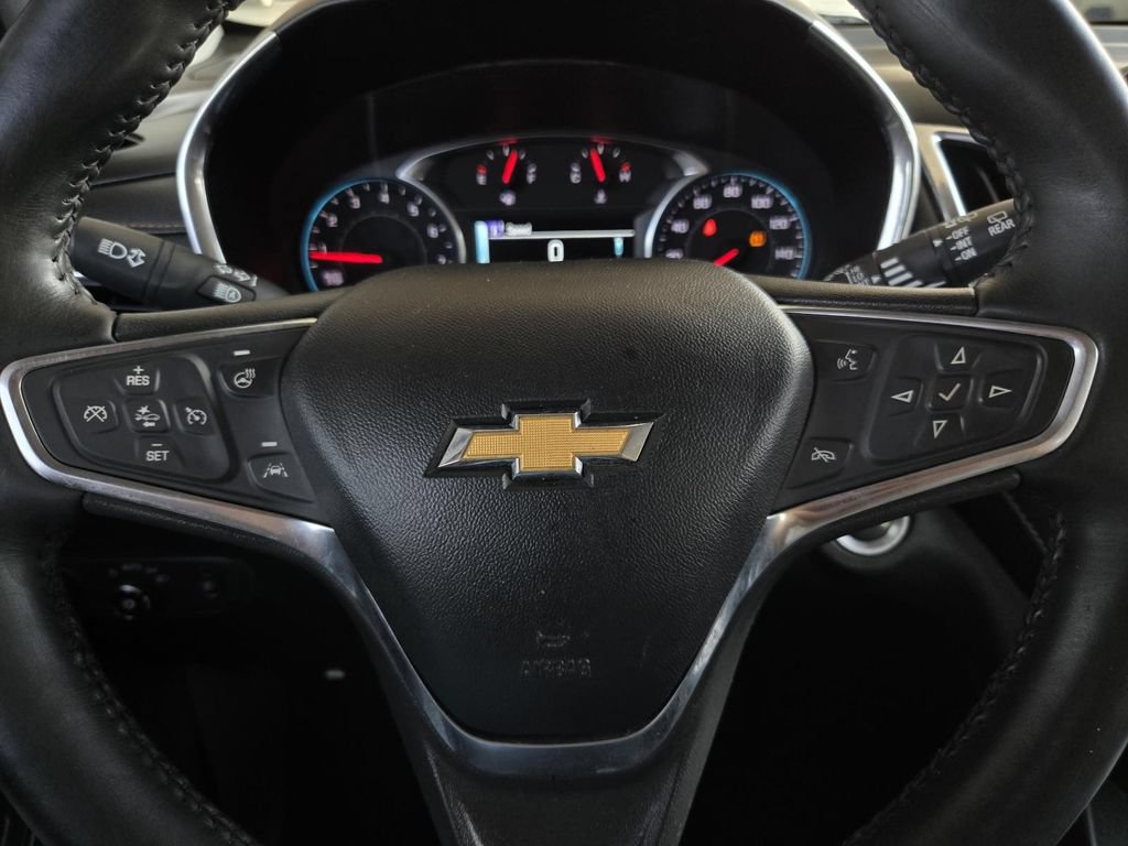 Used 2018 Chevrolet Equinox Premier FWD image 25