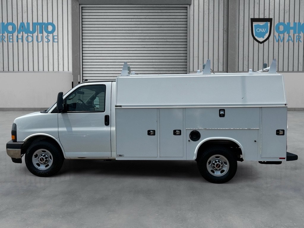 Used 2019 GMC Savana 3500 w/ Power Convenience Package RWD image 4
