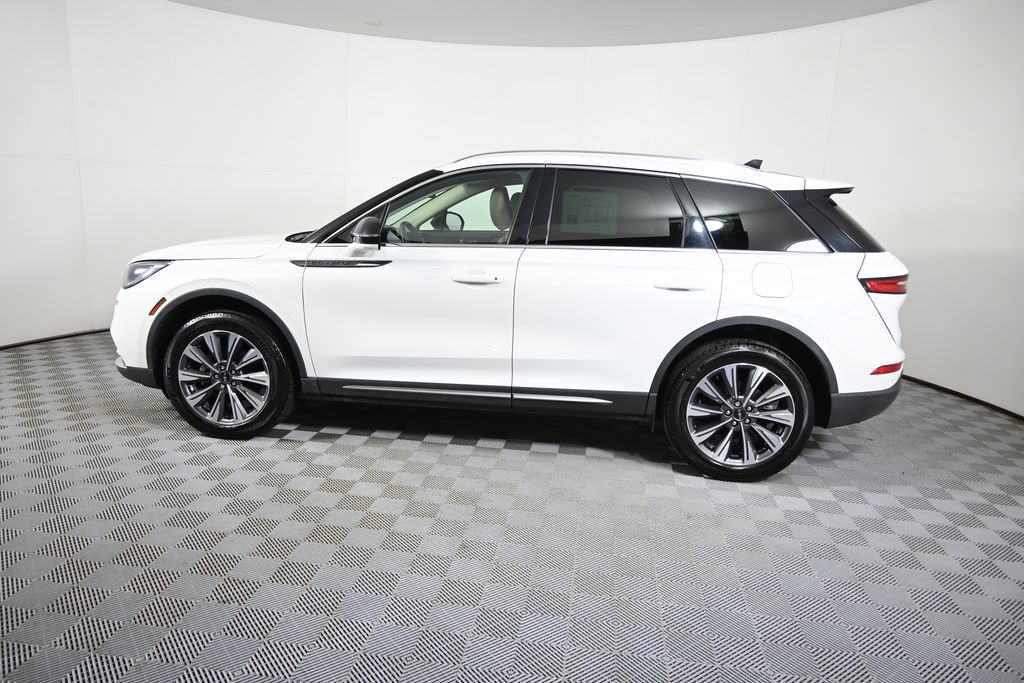 Used 2022 Lincoln Corsair Reserve w/ Elements Package AWD/4WD image 3