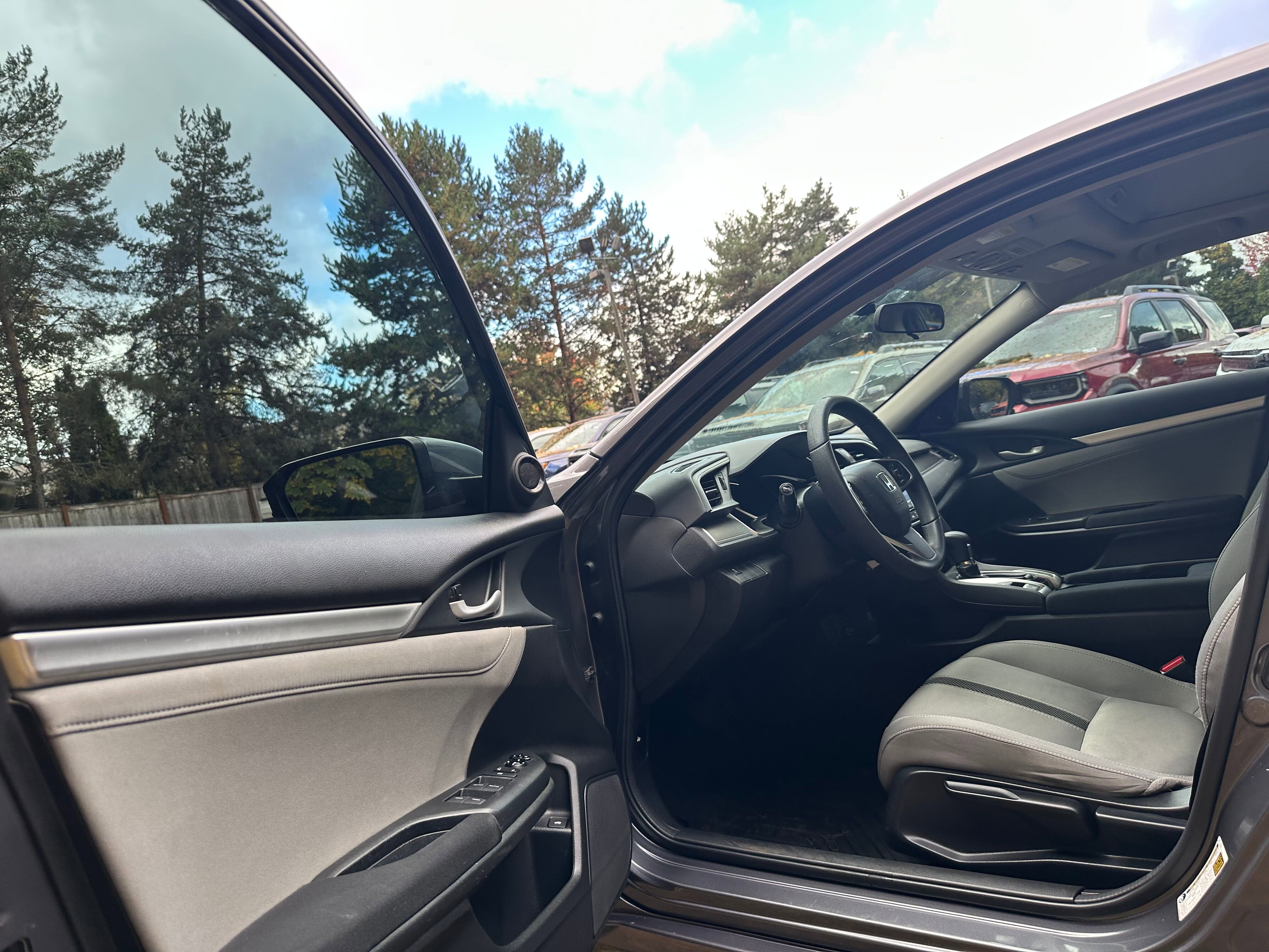 Used 2017 Honda Civic EX-T image 19