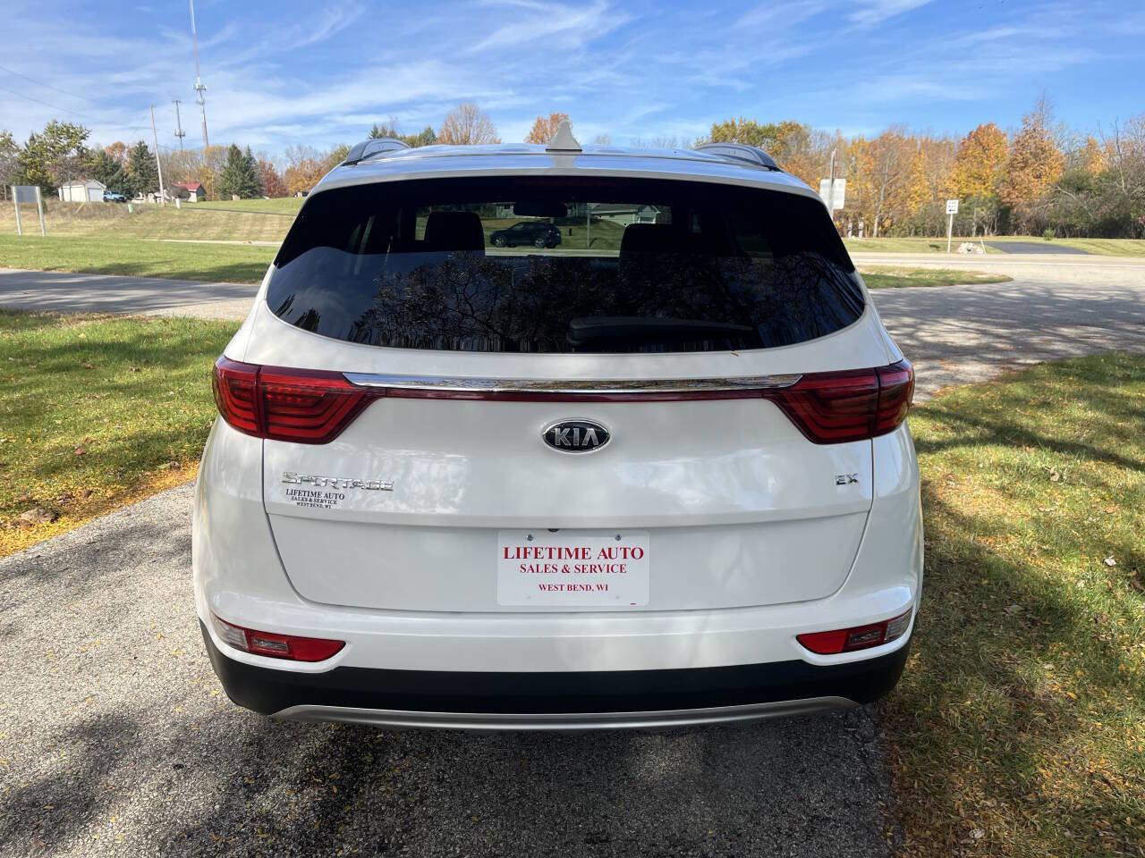 Used 2018 Kia Sportage EX w/ EX Sport Appearance Package image 4