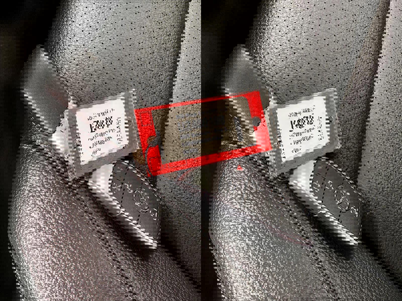 Used 2025 Mercedes-Benz GLE 350 4MATIC image 32