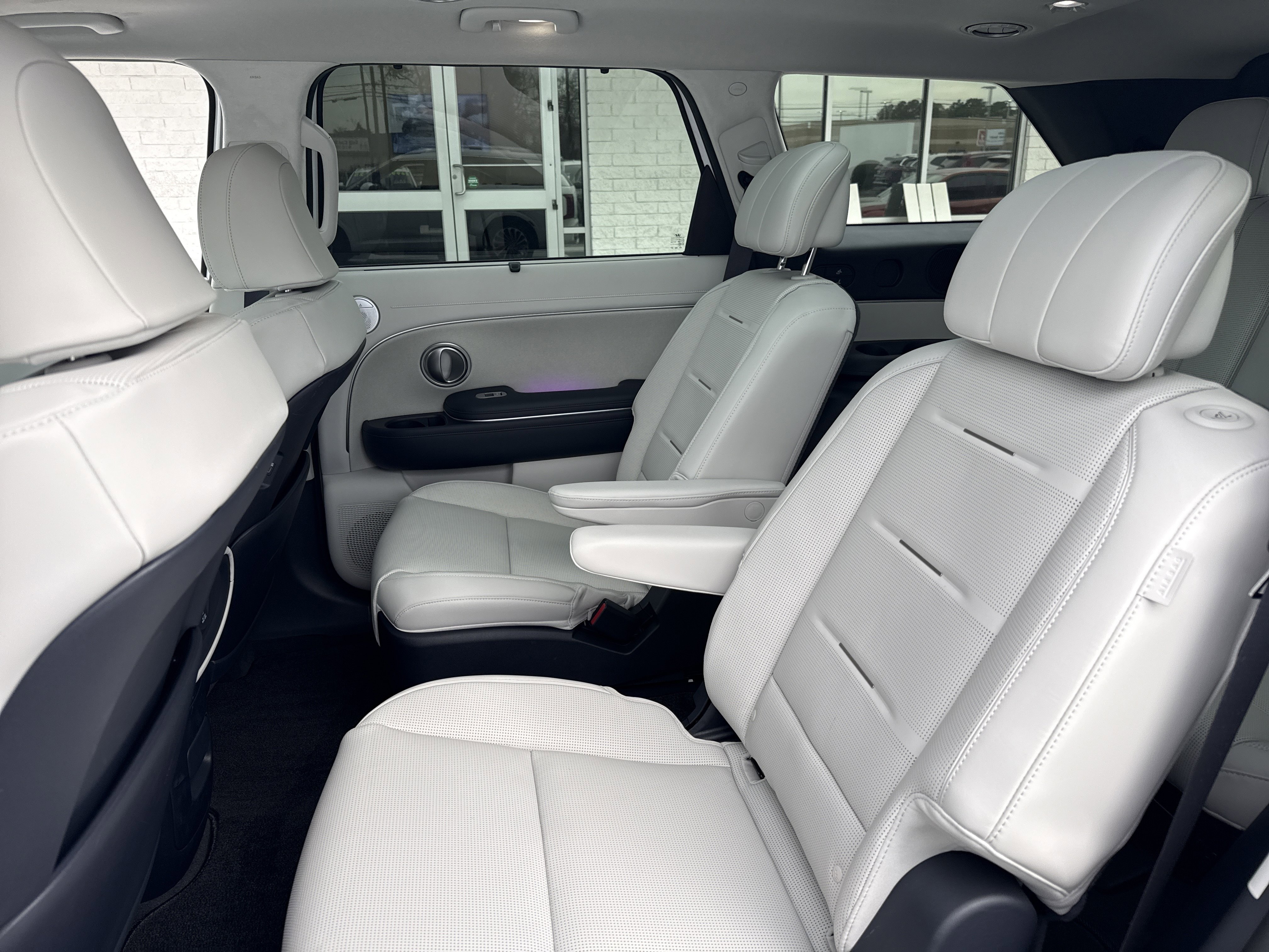 Used 2026 Hyundai Palisade Calligraphy image 12