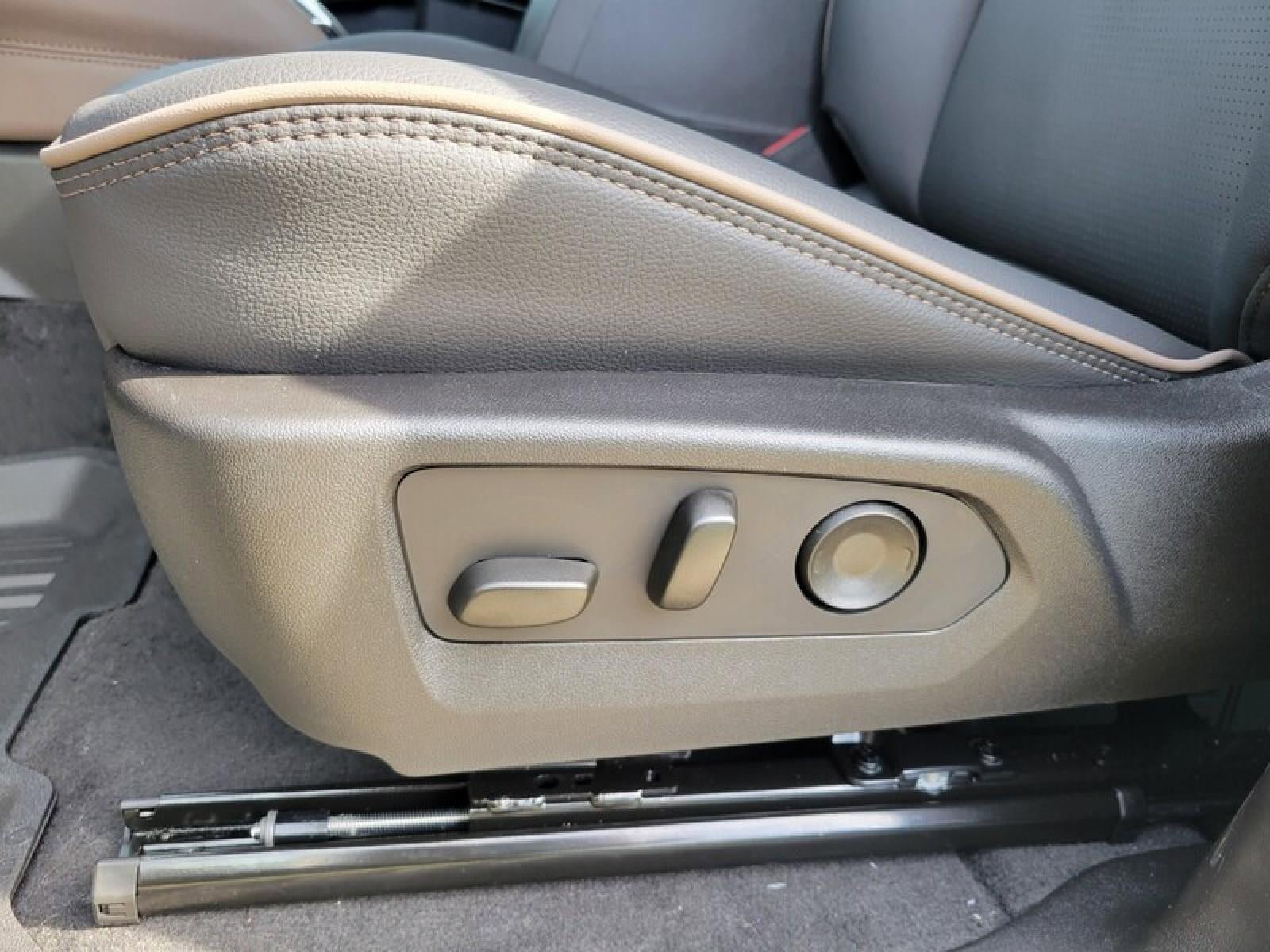 New 2026 GMC Canyon Denali AWD/4WD image 20