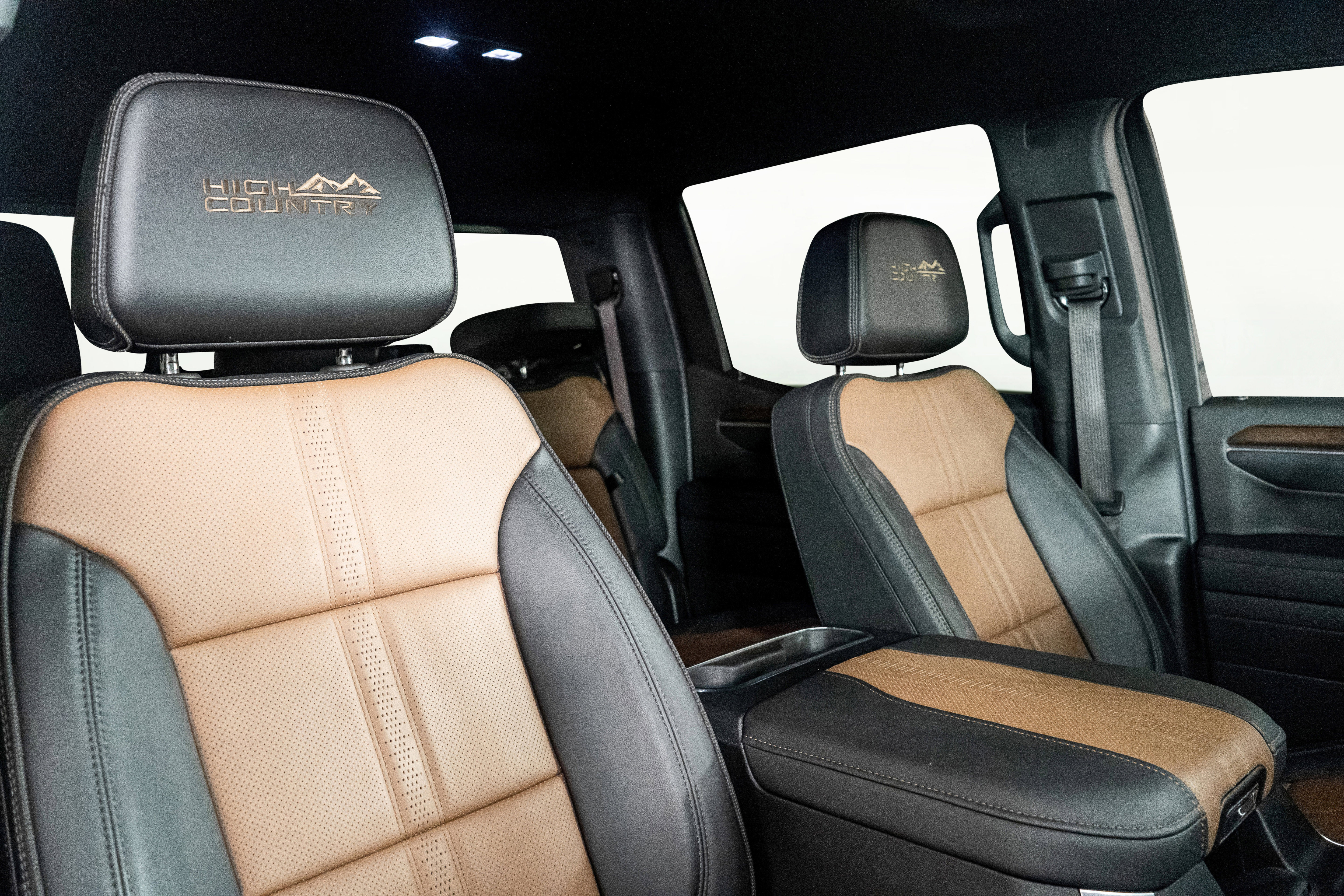 Used 2023 Chevrolet Silverado 1500 High Country w/ Technology Package image 25