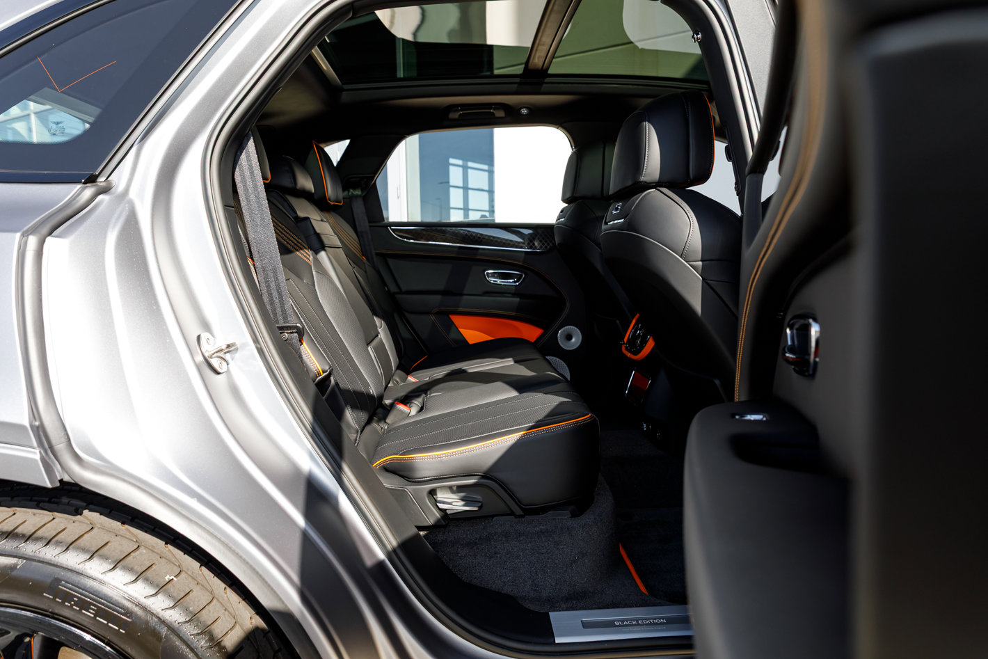 New 2025 Bentley Bentayga image 31