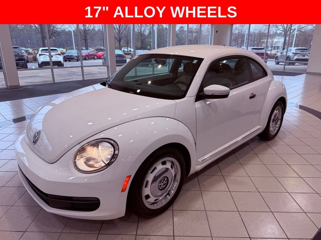 Used 2015 Volkswagen Beetle 1.8T Classic image 3