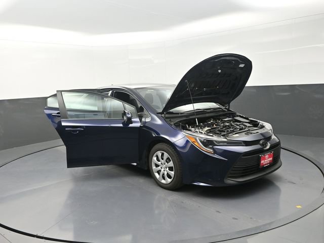 Used 2024 Toyota Corolla LE FWD image 7