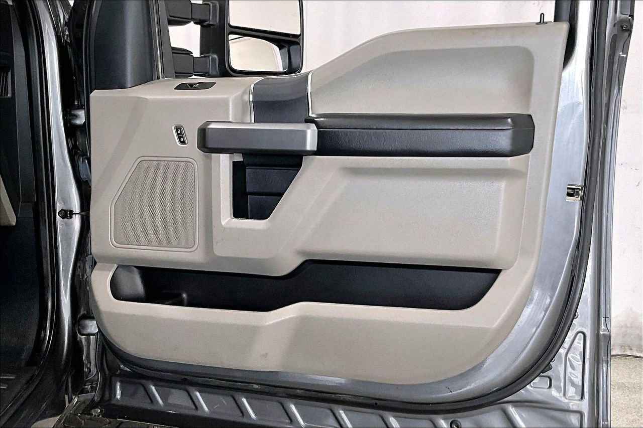 Used 2022 Ford F250 XLT w/ XLT Value Package image 26