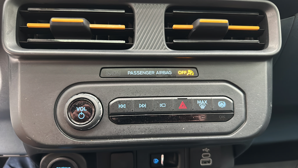 Used 2025 Ford Maverick Tremor AWD/4WD image 25