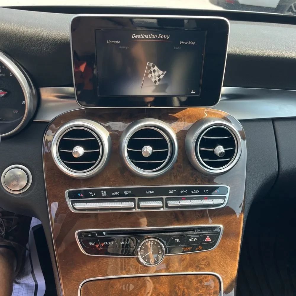 Used 2017 Mercedes-Benz C 300 4MATIC Sedan image 26