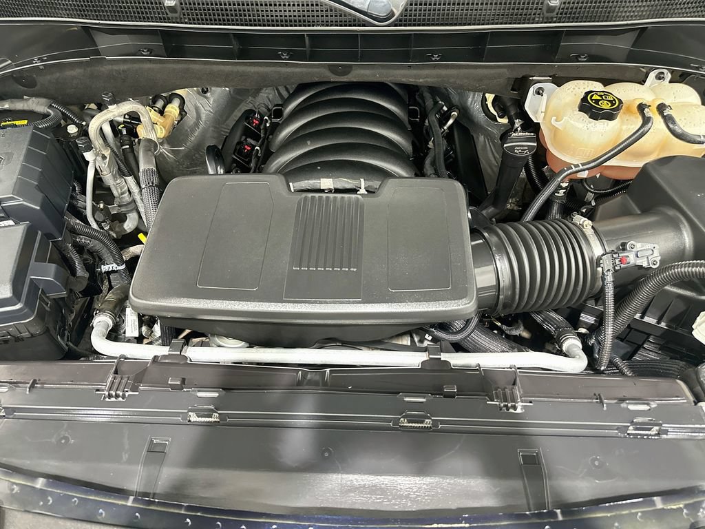 Certified 2023 GMC Yukon XL SLT w/ SLT Luxury Package RWD image 33