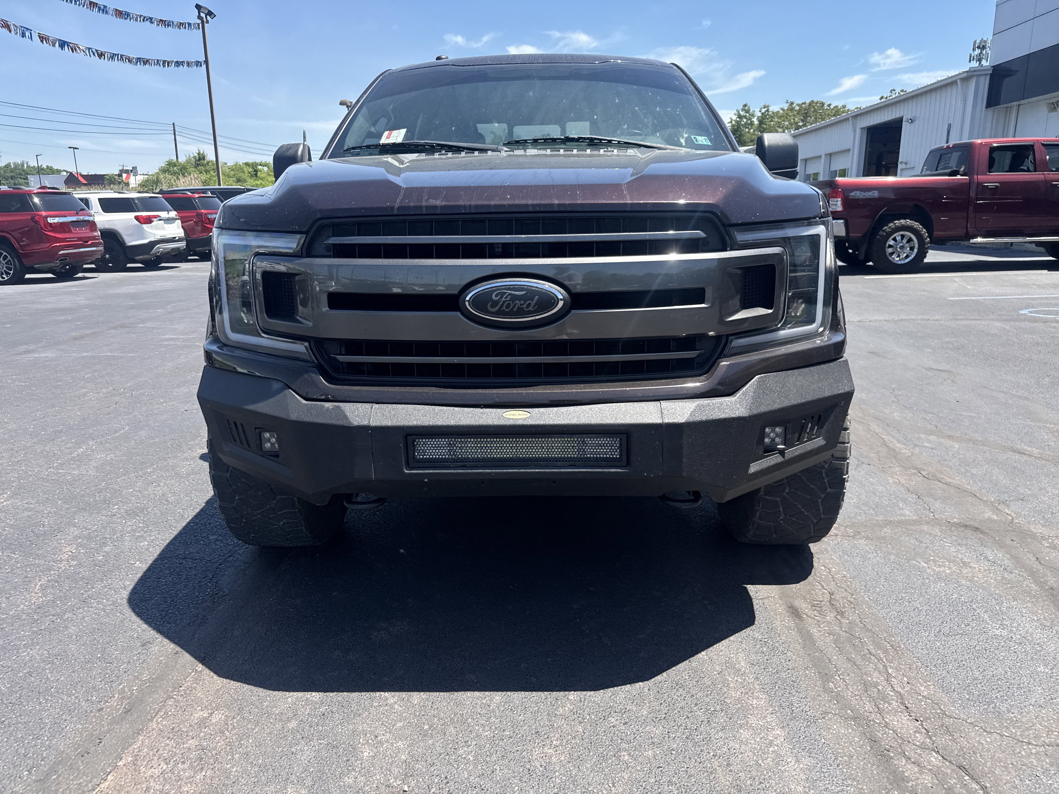 Used 2018 Ford F150 XLT w/ Equipment Group 302A Luxury AWD/4WD image 9