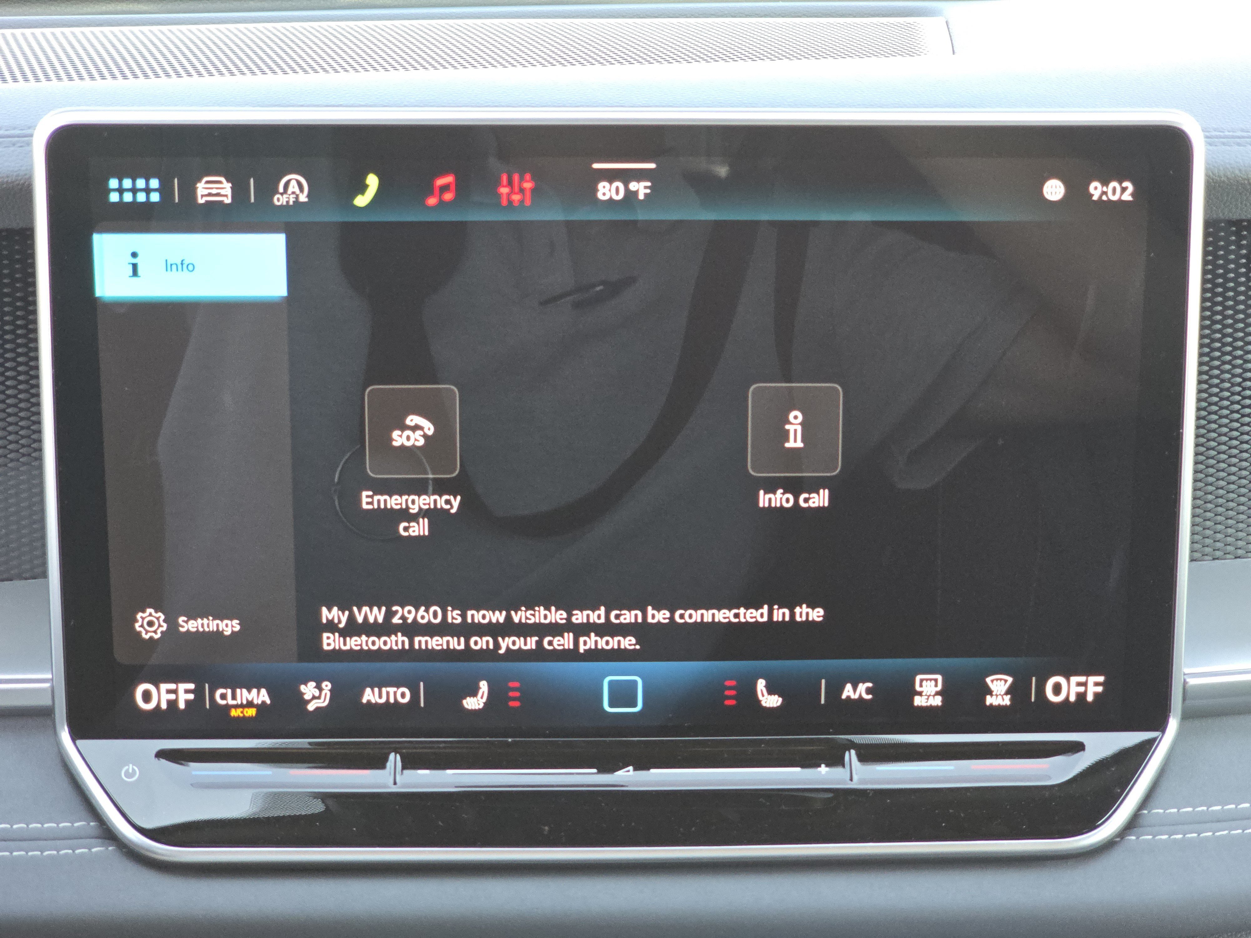 New 2026 Volkswagen Tiguan SE R-Line AWD/4WD image 12