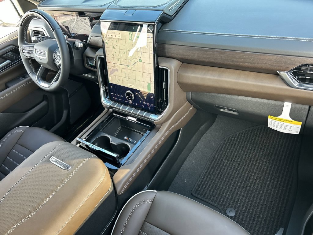 New 2026 GMC Yukon Denali Ultimate AWD/4WD image 30