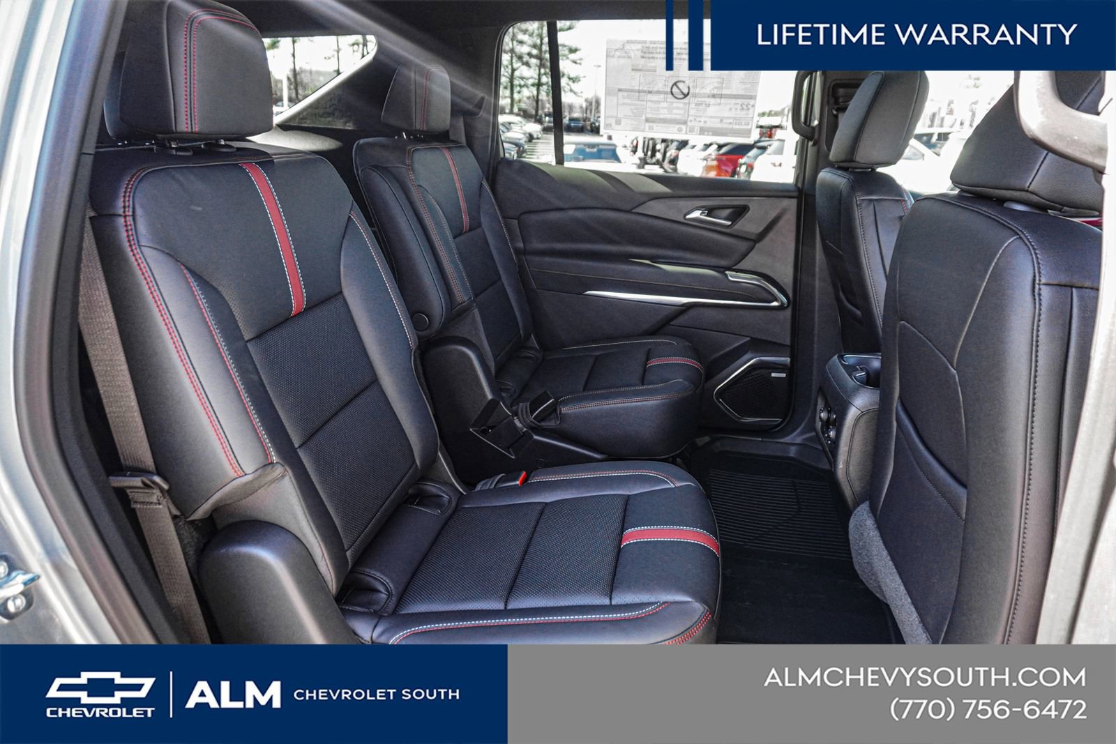 New 2026 Chevrolet Traverse RS w/ LPO, Floor Liner Package FWD image 23