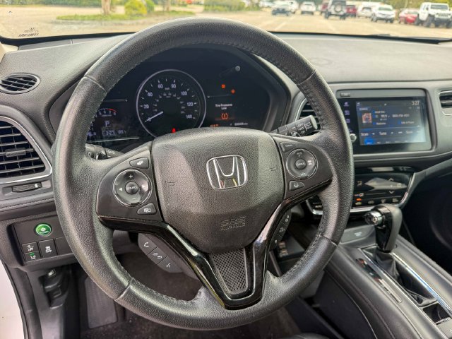 Used 2022 Honda HR-V EX-L image 9
