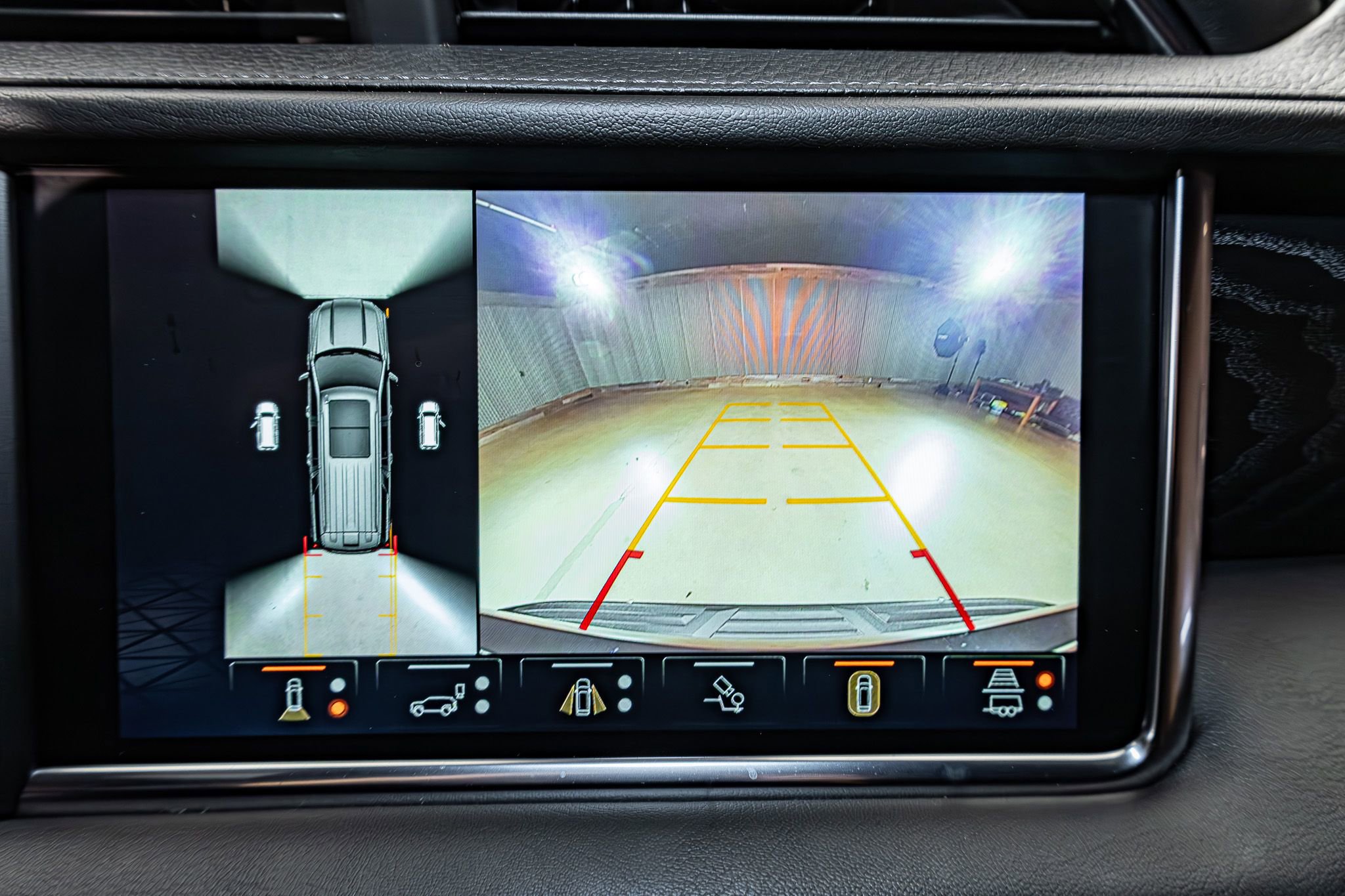 Used 2024 GMC Yukon XL Denali w/ Denali Reserve Package image 19
