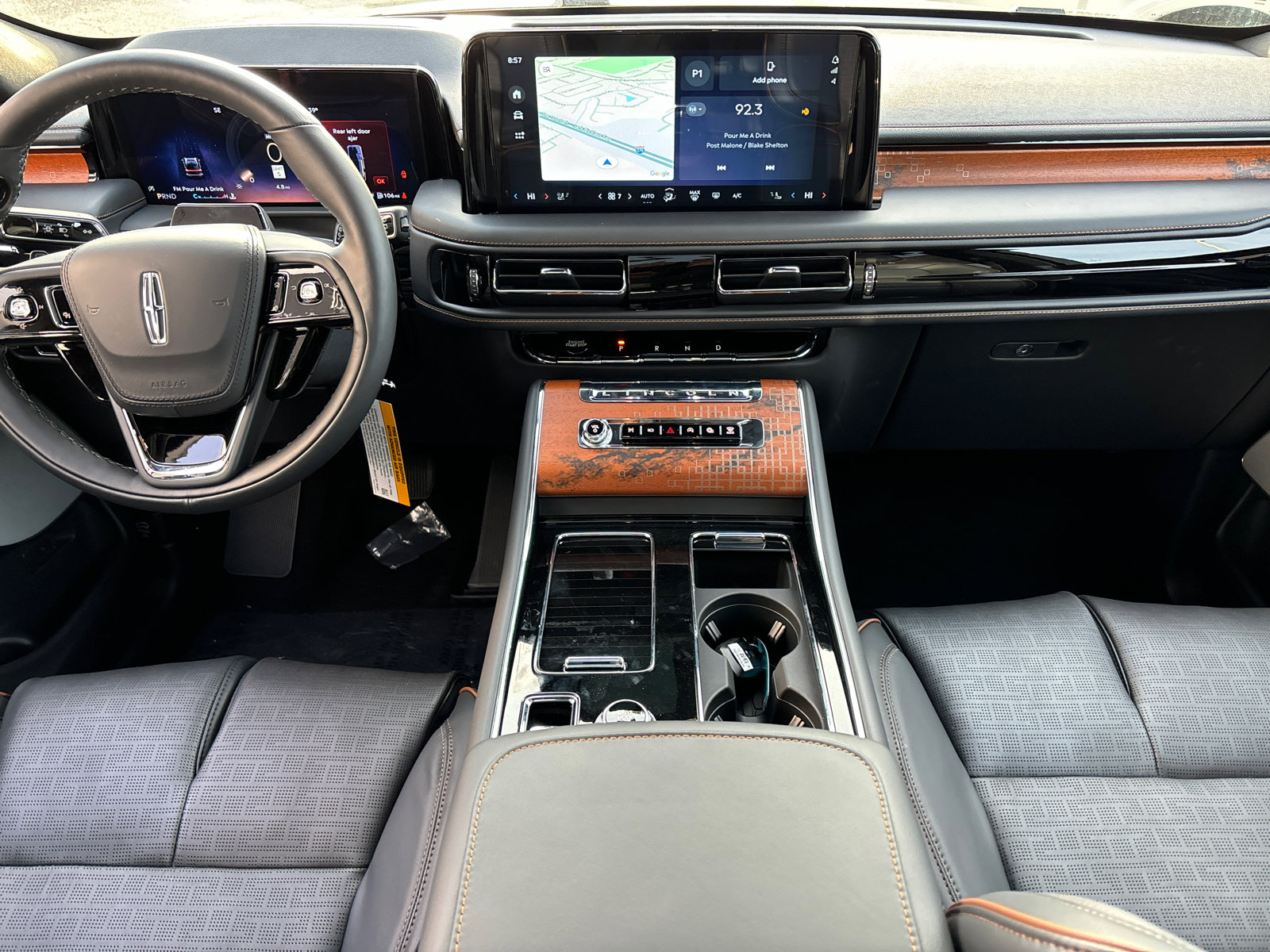 New 2025 Lincoln Aviator Black Label image 31