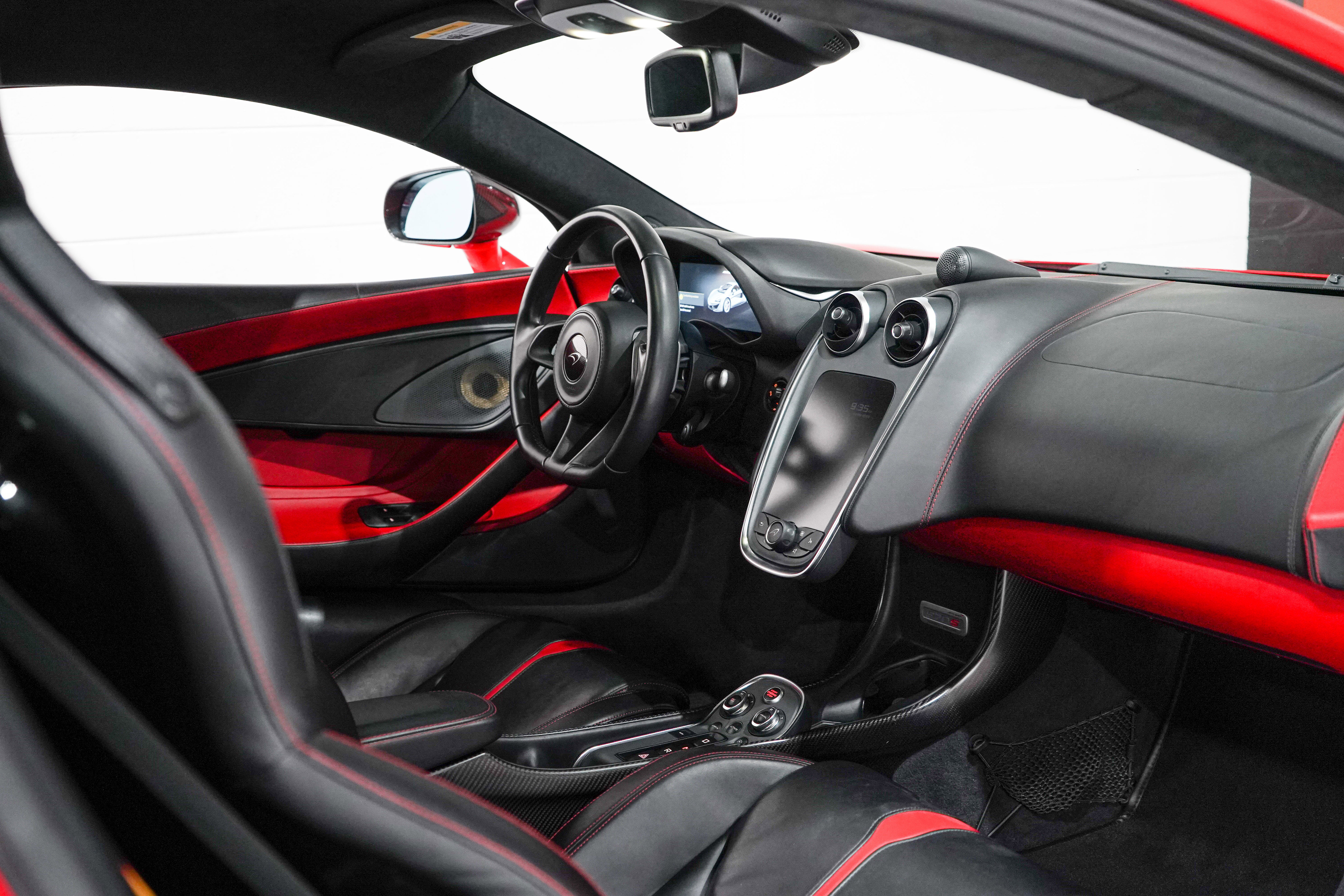 Used 2017 McLaren 570S Coupe RWD image 18