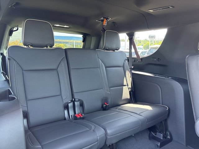New 2026 Chevrolet Suburban Premier w/ Sun And Tow Package AWD/4WD image 41