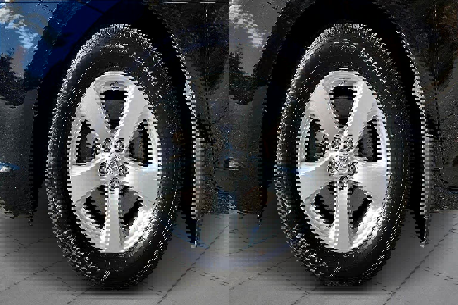 Certified 2017 Toyota Sienna LE image 10