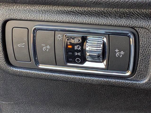 Used 2022 Lincoln Corsair FWD image 11