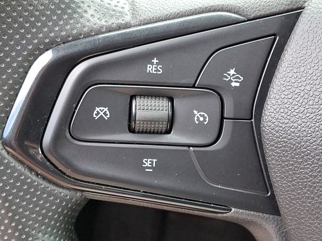 Used 2024 Chevrolet Trax LS w/ LS Convenience Package FWD image 20