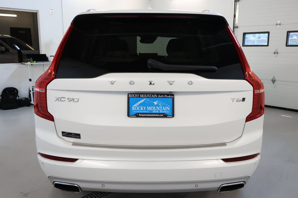 Used 2020 Volvo XC90 T6 Momentum w/ Protection Package Premier AWD/4WD image 6