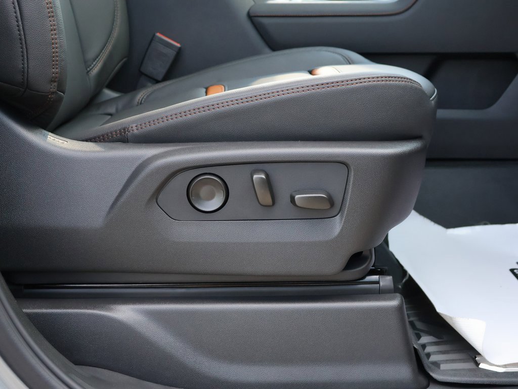 New 2026 GMC Sierra 3500 AT4 w/ AT4 Premium Plus Package image 46