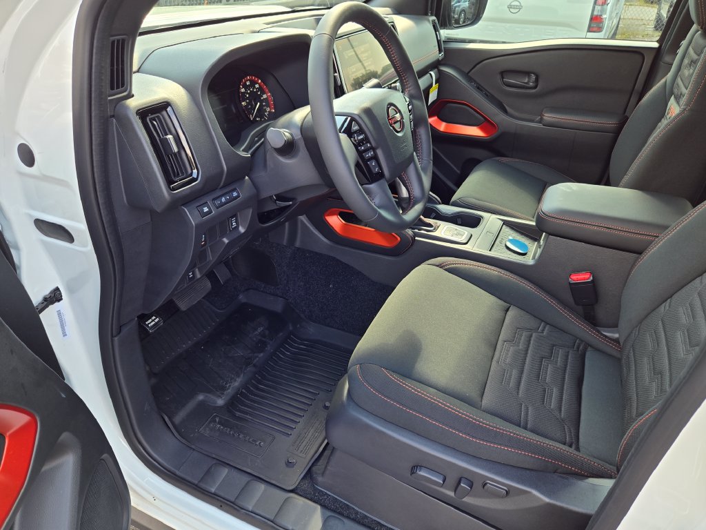 New 2027 Nissan Frontier PRO-4X w/ Pro Convenience Package AWD/4WD image 13