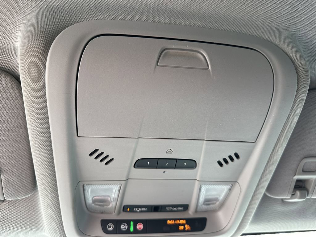 Used 2021 GMC Terrain SLT w/ Infotainment Package II FWD image 25