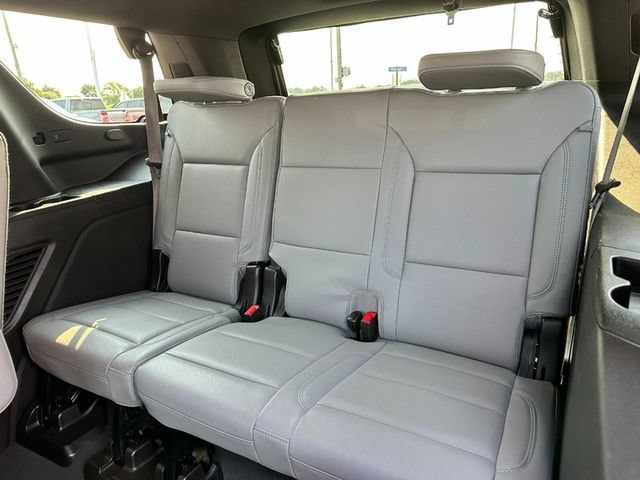 Used 2023 Chevrolet Tahoe LT w/ Luxury Package AWD/4WD image 11